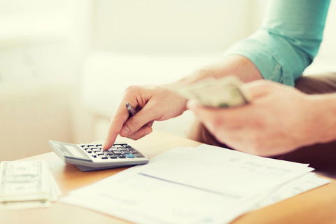 MacDonald Alec Accountant - Insurance Yet 3