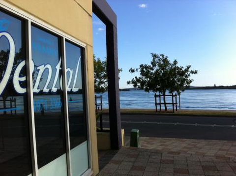 Paez Ricardo Dentist - Insurance Yet 5