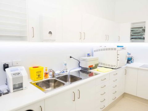 Crestmead Dental - House Insurance Australia 6